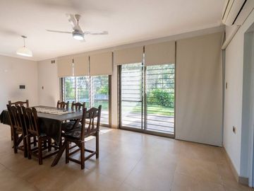 Moderna propiedad de 2 dorm en Lomas de San José