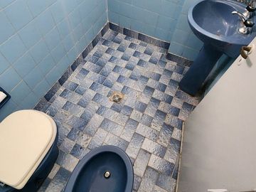 PH Venta 2 ambientes Caseros patio sin expensas
