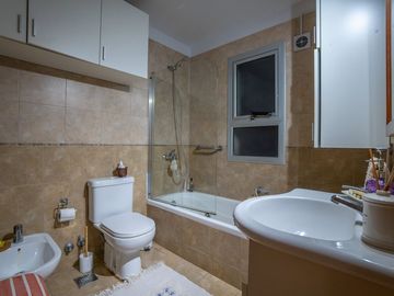 Departamento de 2 dormitorios en venta La Plata