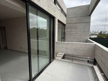 DEPARTAMENTO 2 AMBIENTES CON COCHERA EN VENTA