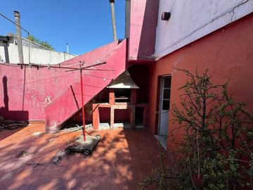 CASA EN VENTA LA PLATA
