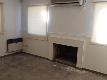 CASA EN VENTA EN GONNET