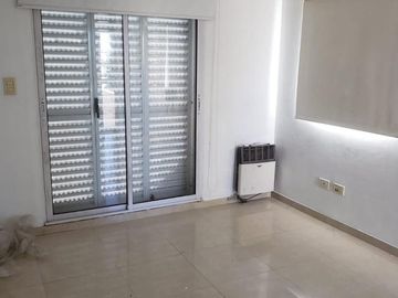 CASA EN VENTA EN GONNET