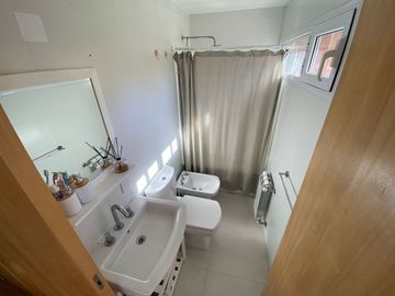 DEPARTAMENTO EN VENTA CON TERRAZA PRIVADA LA PLATA