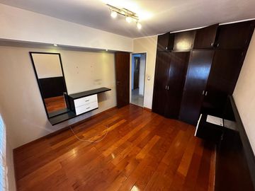 VENTA DOS TRES CASAS EN UNA PATIO COCHERA PERMUTA