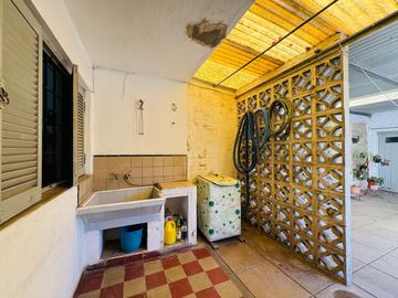 VENTA CASA 3 DORM PATIO GARAGE VILLA AZALAIS