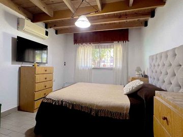 VENTA  CASA 3 AMB. PARQUE PEÑA