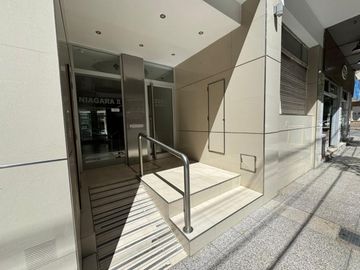 VENTA DEPTO 2 AMB LUMINOSO EN ZONA GUEMES