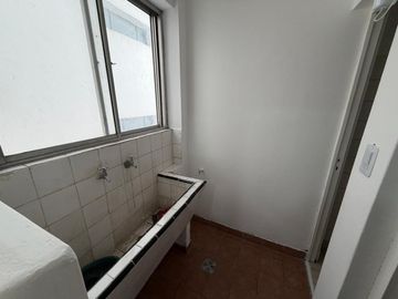 ALQUILER DEPARTAMENTO 2 AMB CON DEP BALCON COCHERA