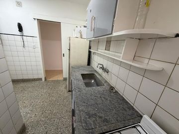 ALQUILER DEPARTAMENTO 2 AMB CON DEP BALCON COCHERA