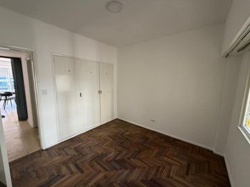 ALQUILER DEPARTAMENTO 2 AMB CON DEP BALCON COCHERA