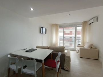 Venta 2 amb, c/cochera, ROYAL PARK, Zona La Perla
