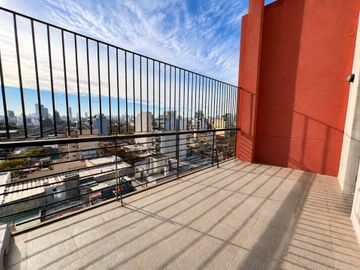 Venta Dto 2 amb al frente con balcón Villa Crespo