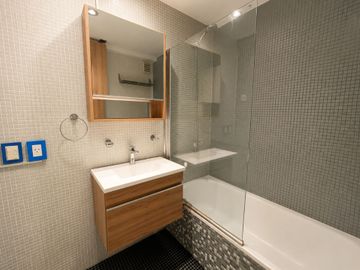 Venta Dto 2 amb al frente con balcón Villa Crespo