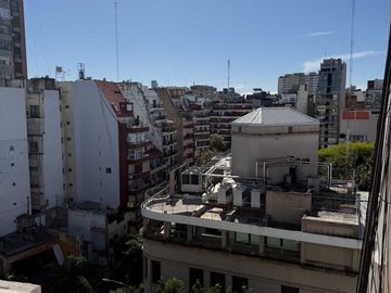 Venta-Monoambiente  Recoleta, balcón vista abierta