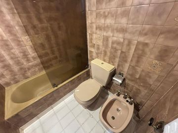 Venta de piso de 3 dormitorios en La Plata