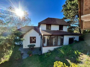 VENTA CASA 4 AMBIENTES PINAMAR VISTA AL GOLF