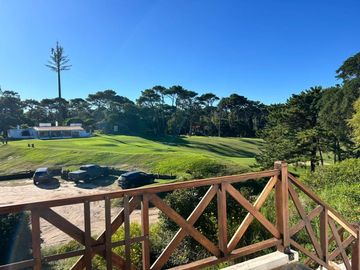 VENTA CASA 4 AMBIENTES PINAMAR VISTA AL GOLF