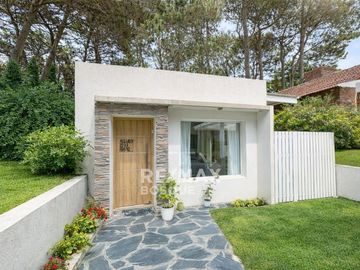 ALQUILER  ANUAL CASA PINAMAR