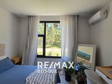 CASA VENTA PINAMAR ALAMOS II MODERNA Y CON PILETA