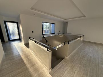 CASA EN VENTA PINAMAR - BARRIO ALAMOS