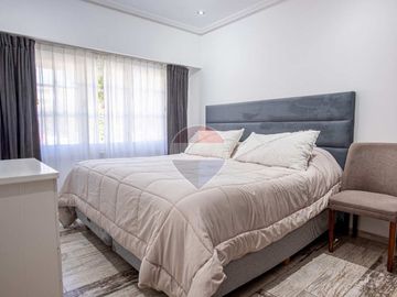 Casa en Venta  5 ambientes Pinamar Pscina y jardín