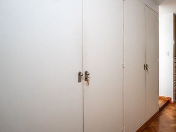 VENTA PISO 4 AMBIENTES FRENTE AL PARQUE RIVADAVIA