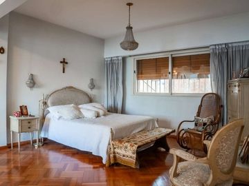 VENTA PISO 4 AMBIENTES FRENTE AL PARQUE RIVADAVIA