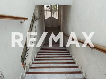 LOCAL COMERCIAL + DEPTO + CASA EN VENTA EN NEUQUÉN