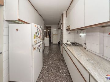 VENTA DEPARTAMENTO PISO ALTO 4 AMBIENTES PALERMO