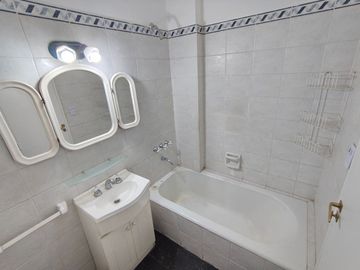 Departamento 2 ambientes Alquiler Caballito Balcon