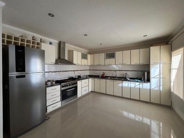 VENTA CASA PASO DEL REY