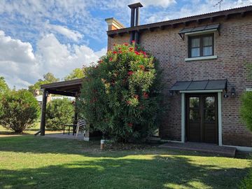 Dormi ALQUILER Club Campo Santa Catalina, en Luján
