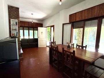 VENTA CASAQUINTA PILETA MORENO