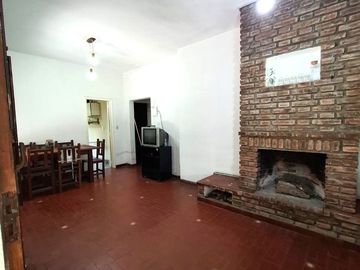 VENTA CASAQUINTA PILETA MORENO