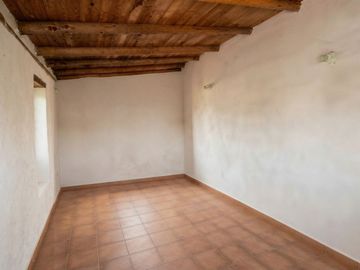 VENTA CASA 2 DORM GRAN PATIO VILLA ALLENDE CÓRDOBA