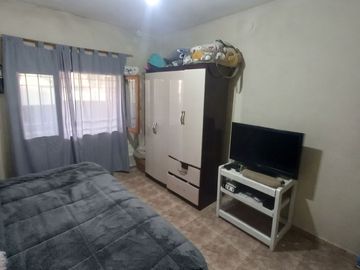 VENTA CASA 2 DORM GRAN PATIO VILLA ALLENDE CÓRDOBA