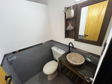 VENTA CASA 4 DORMITORIOS - MATIENZO
