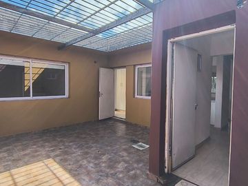 VENTA CASA SAN NICOLAS 2 DORMITORIOS APTA CREDITO