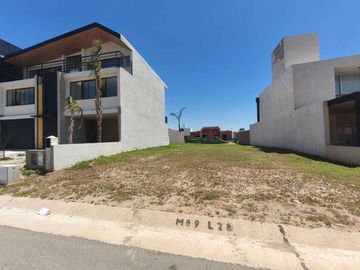 VENTA LOTE DOCTA BOULEVARD DE 360M2 APTO DUPLEX