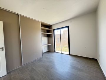 Venta Casa E53 La Cercanía a Estrenar C/ Escritura