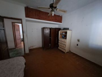 VENTA CASA PH 2 DORM A REFACCIONAR ALTO ALBERDI