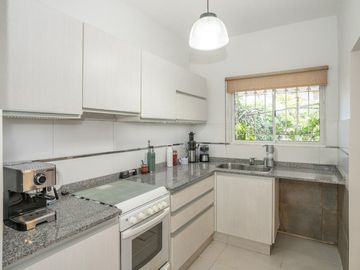 CASA  135m² CON JARDÍN Y ATELIER EN VILLA RAFFO