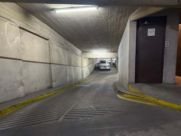 VENTA COCHERA AYACUCHO 930 RECOLETA