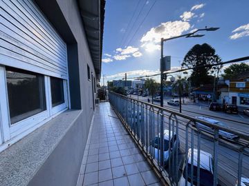 VENTA DEPARTAMENTO 4 AMB. MAS DOS LOCALES EL TALAR