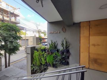 OFICINA CON BAULERA APTO PROFESIONAL EN CASEROS