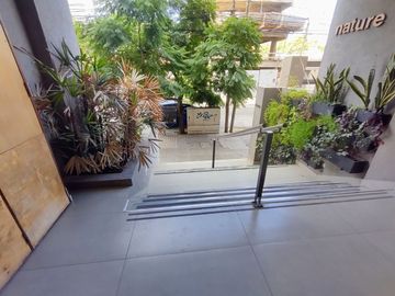 OFICINA CON BAULERA APTO PROFESIONAL EN CASEROS