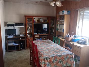 Venta dpto 4 ambientes en Avellaneda