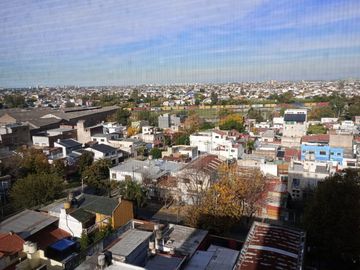 Venta dpto 4 ambientes en Avellaneda