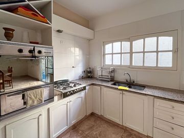 VENTA PH PARQUE CHACABUCO 5 AMB QUINCHO COCHERA